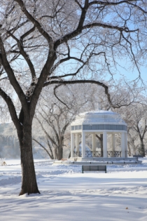 Kiosque à musique de Saskatoon en hiver (Dougall Photography © Dougall Photography; VisaPro.ca. Tous droits réservés.)